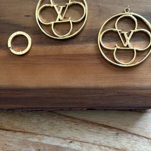 Louis Vuitton Gold Logo Pendant Set
